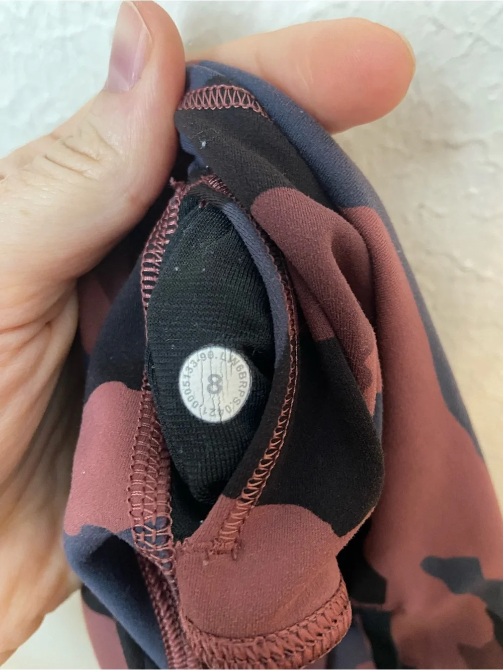 Lululemon Camo High Rise Short Shorts Size 8 Burgundy Navy Black